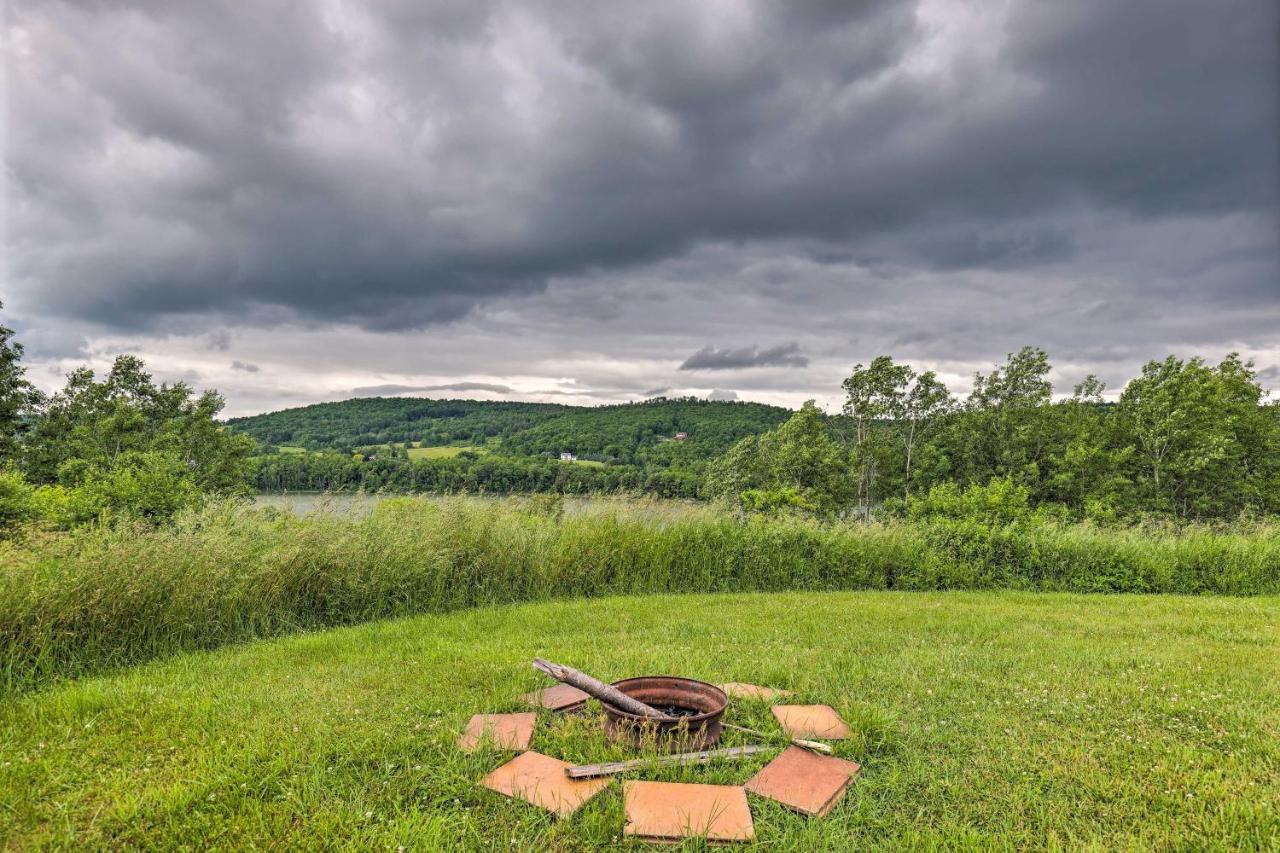 Apartment With Shared Deck And View Of Cowanesque Lake Lawrenceville 外观 照片