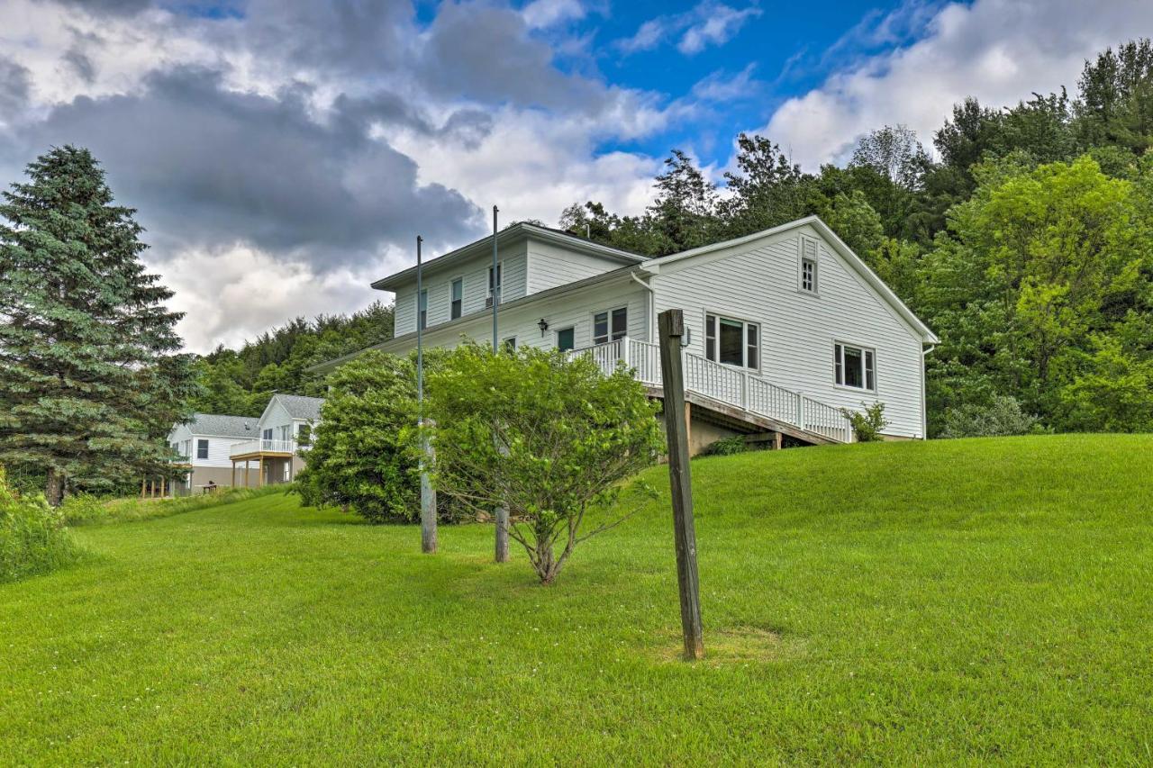 Apartment With Shared Deck And View Of Cowanesque Lake Lawrenceville 外观 照片